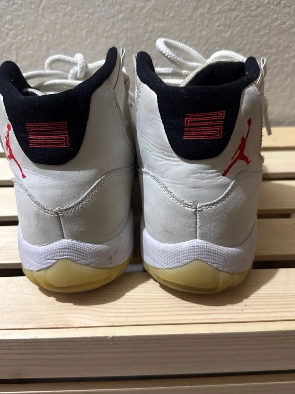 Nike Air Jordan 11 Mid platinum tints